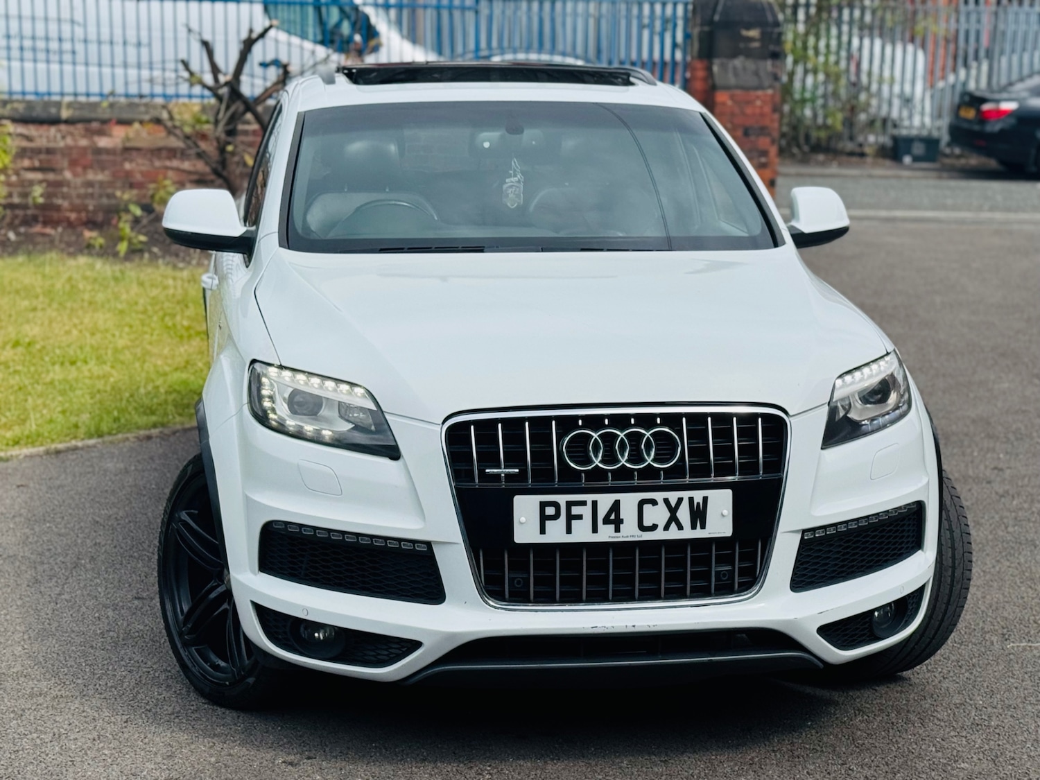 Used Audi Q7 2014 for sale - 76149387: Photo 6