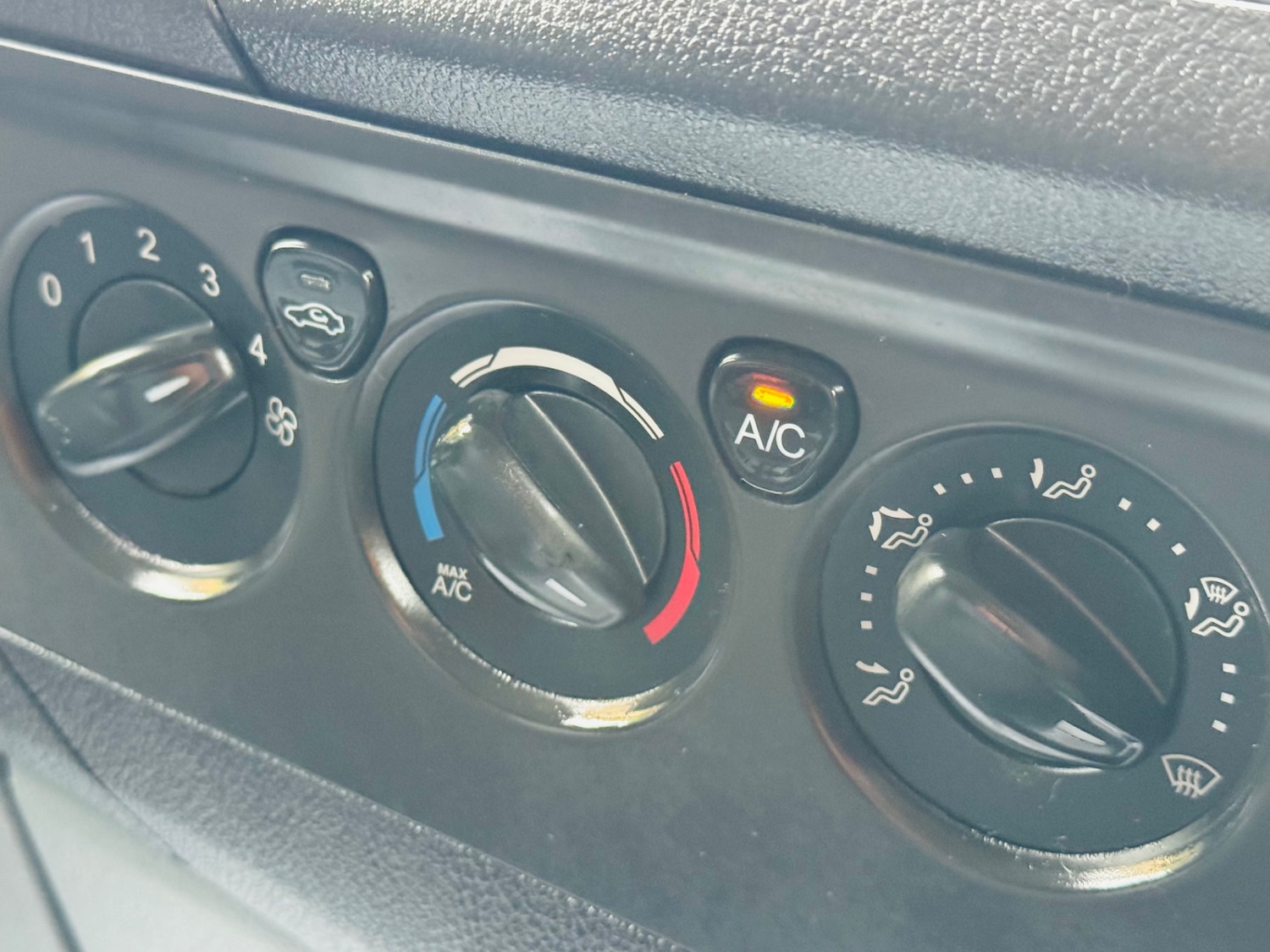 Used Ford Transit Custom 2014 for sale - 76626439: Photo 21