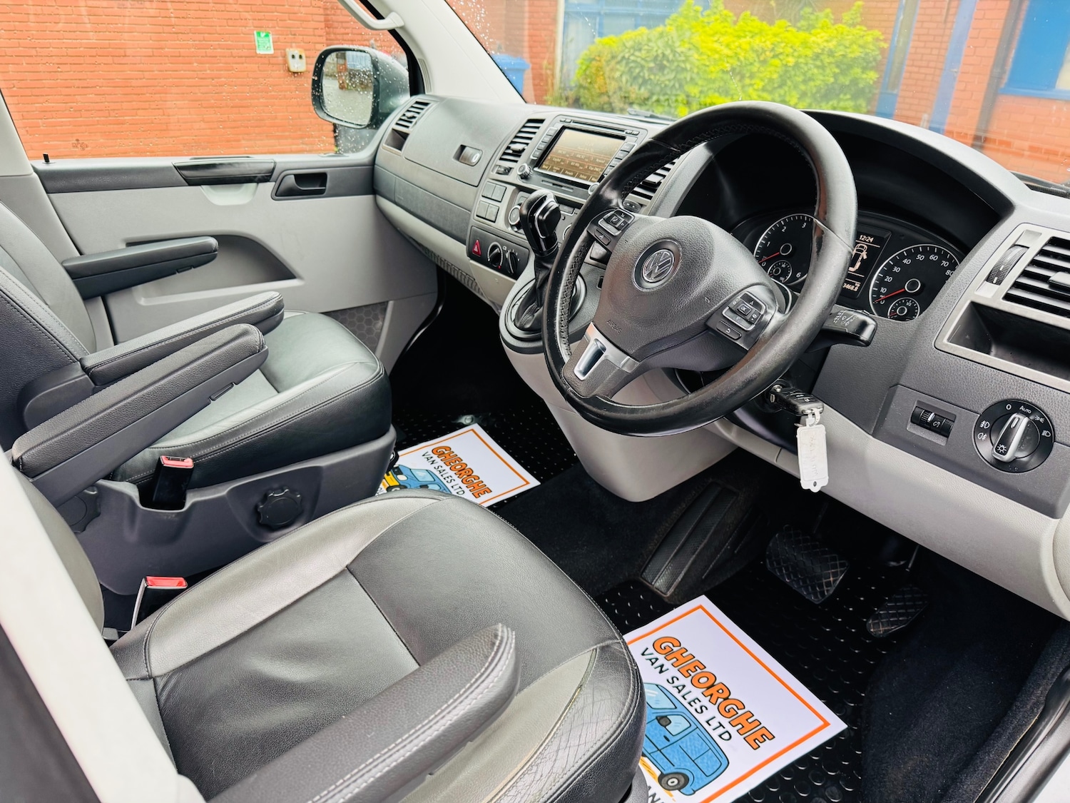 Used Volkswagen Transporter 2014 for sale - 76544979: Photo 12