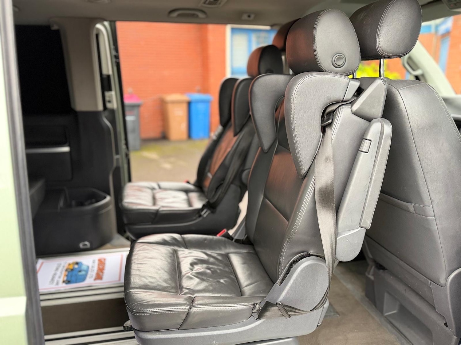 Used Volkswagen Caravelle 2011 for sale - 77462274: Photo 5