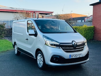 Renault Trafic feature image