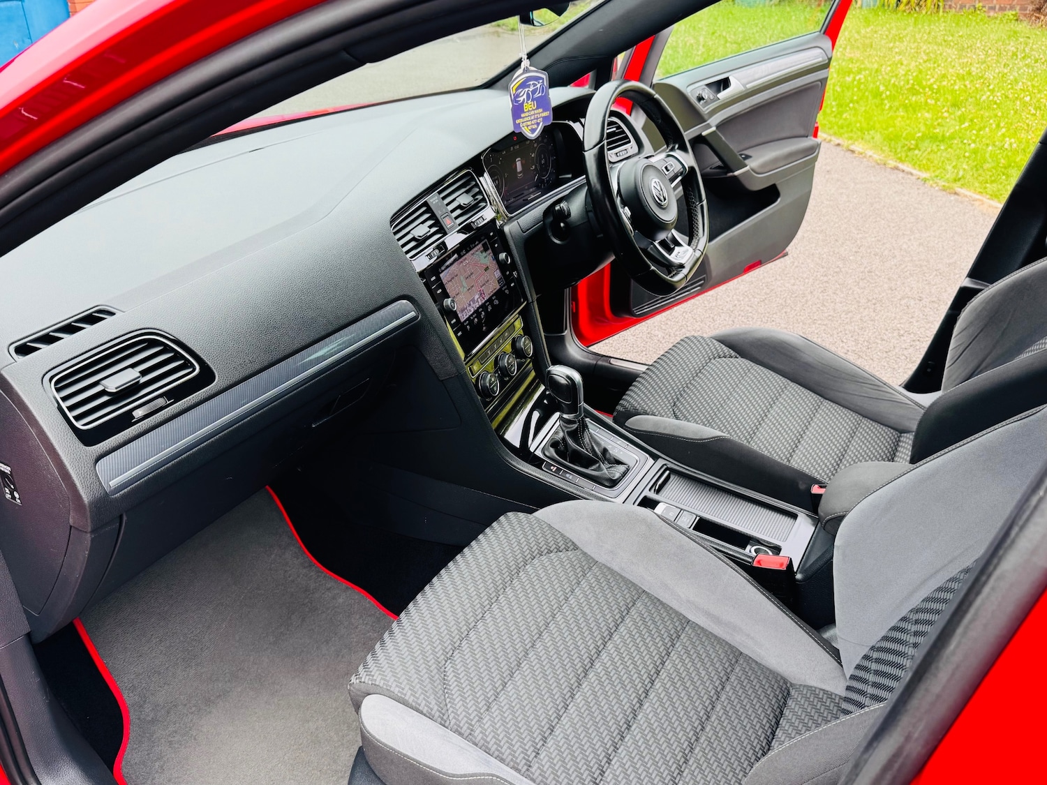 Used Volkswagen Golf 2017 for sale - 76471208: Photo 13