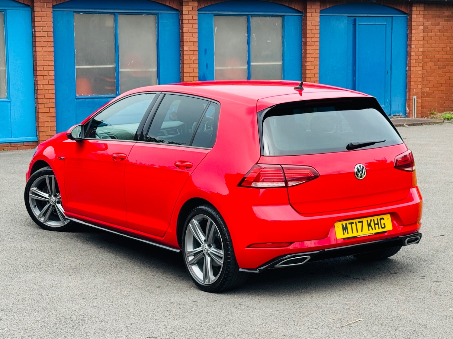 Used Volkswagen Golf 2017 for sale - 76471208: Photo 8