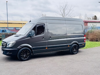 Used Mercedes-Benz Sprinter 2018 for sale - 77591990: Photo
