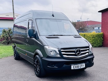 Used Mercedes-Benz Sprinter 2018 for sale - 77591990: Photo
