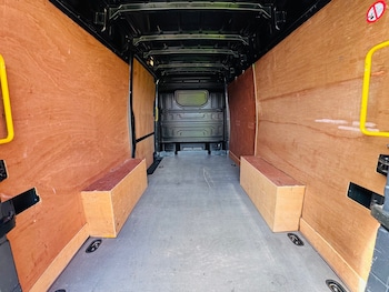 Used Volkswagen Crafter 2020 for sale - 78216103: Photo