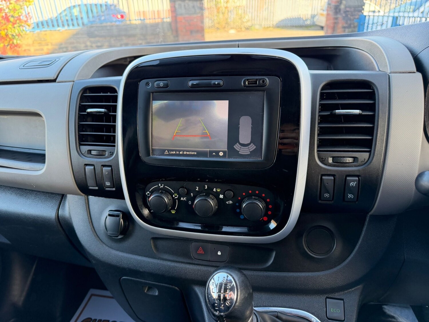 Used Renault Trafic 2017 for sale - 78180122: Photo 15