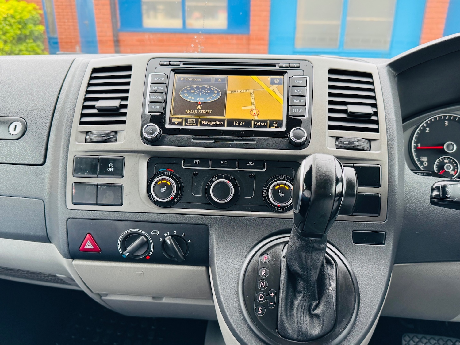 Used Volkswagen Transporter 2014 for sale - 77028315: Photo 17