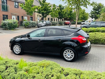 Used Ford Focus 2011 for sale - 75909141: Photo