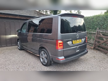 Used Volkswagen Transporter 2018 for sale - 78727388: Photo
