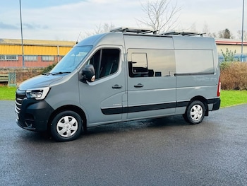 Renault Master feature image