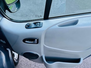 Used Vauxhall Vivaro 2013 for sale - 75506677: Photo