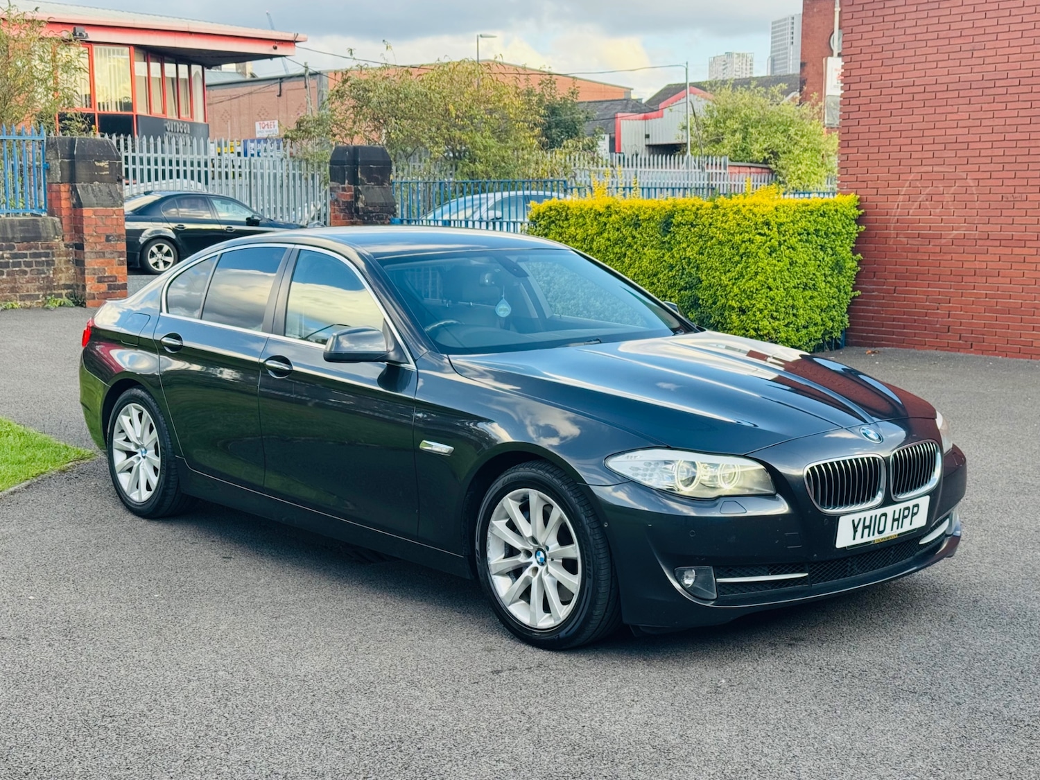 Used BMW 5 Series 2010 for sale - 76148490: Photo 1