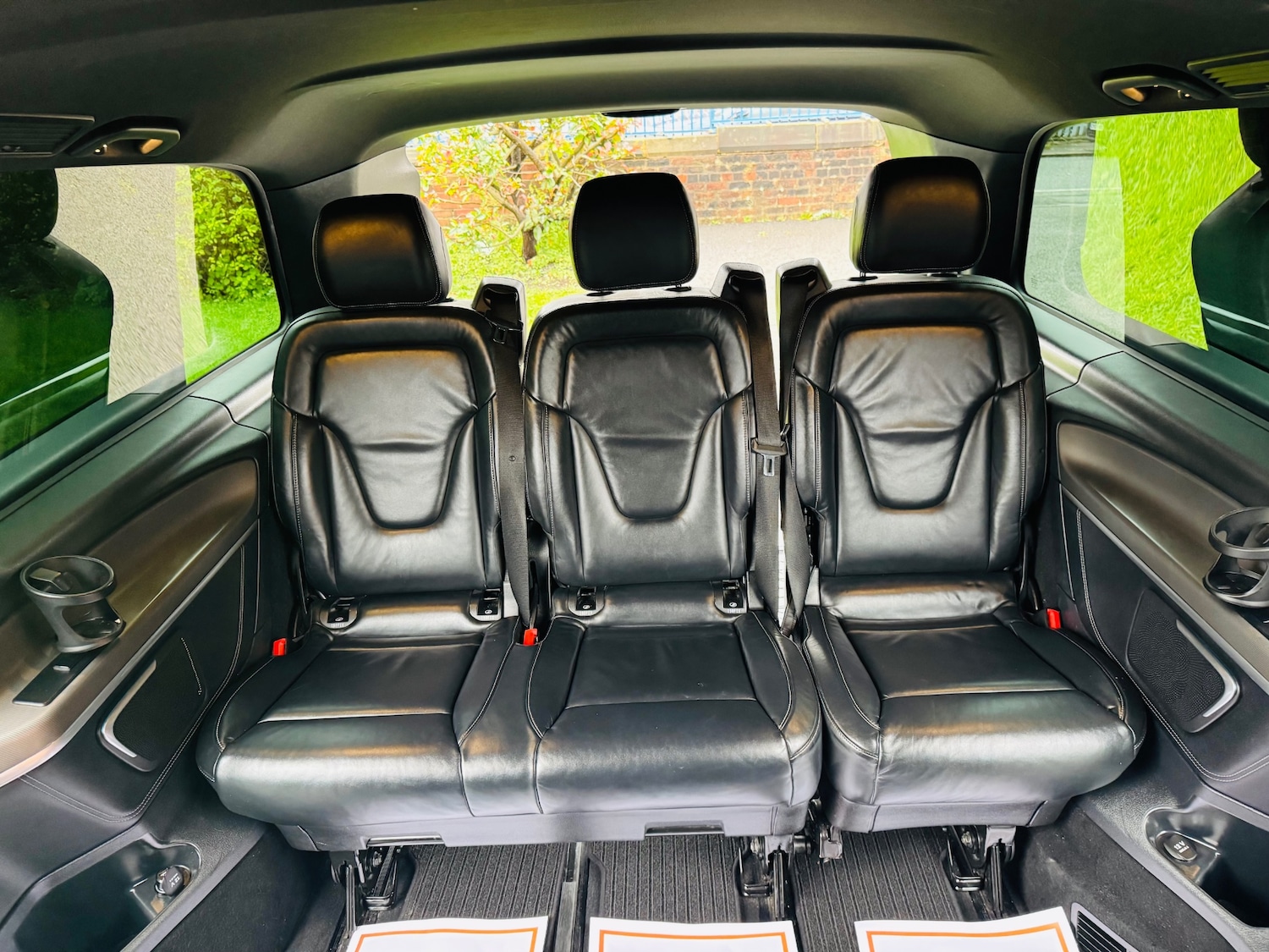 Used Mercedes-Benz V-Class 2015 for sale - 76749054: Photo 11