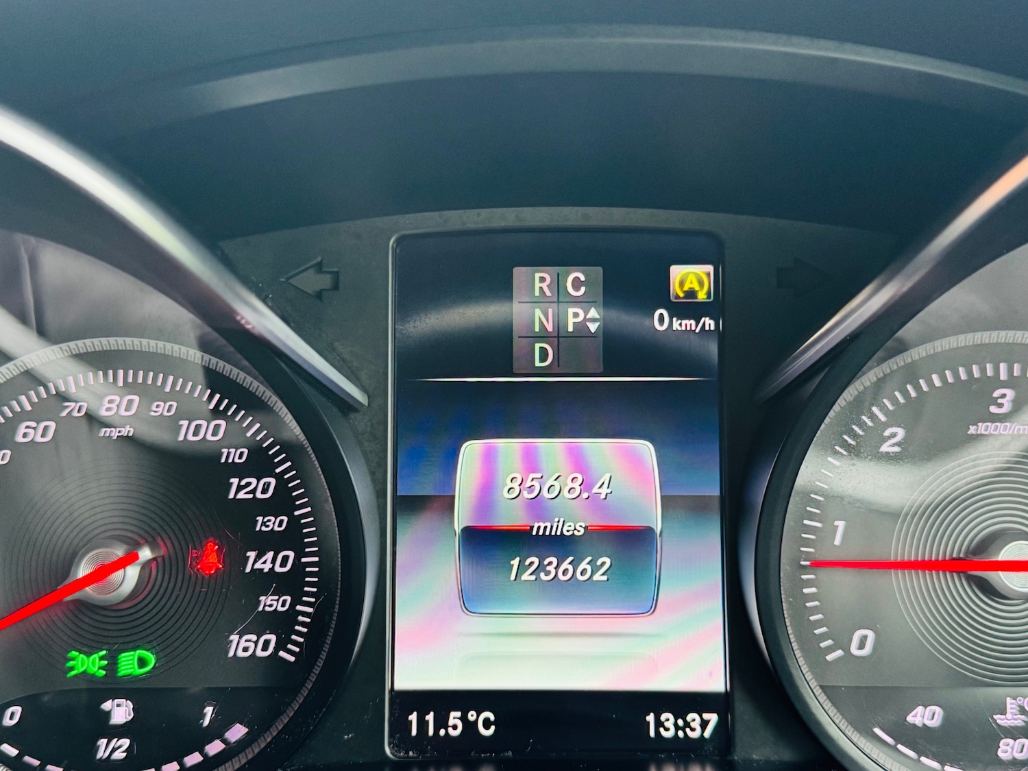 Used Mercedes-Benz V-Class 2015 for sale - 76749054: Photo 13