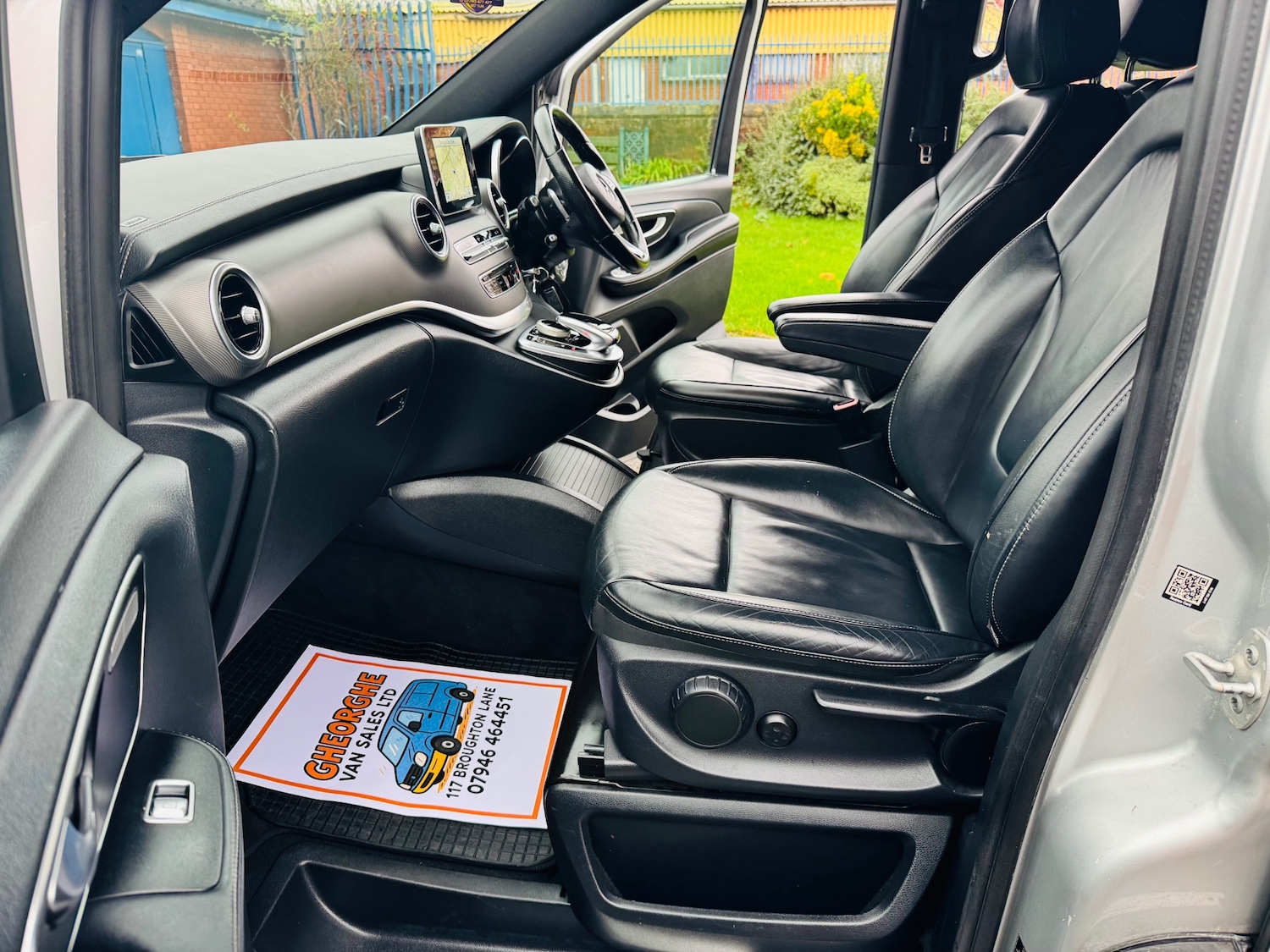 Used Mercedes-Benz V-Class 2015 for sale - 76749054: Photo 20