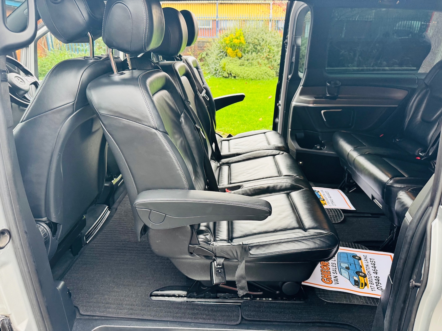 Used Mercedes-Benz V-Class 2015 for sale - 76749054: Photo 31