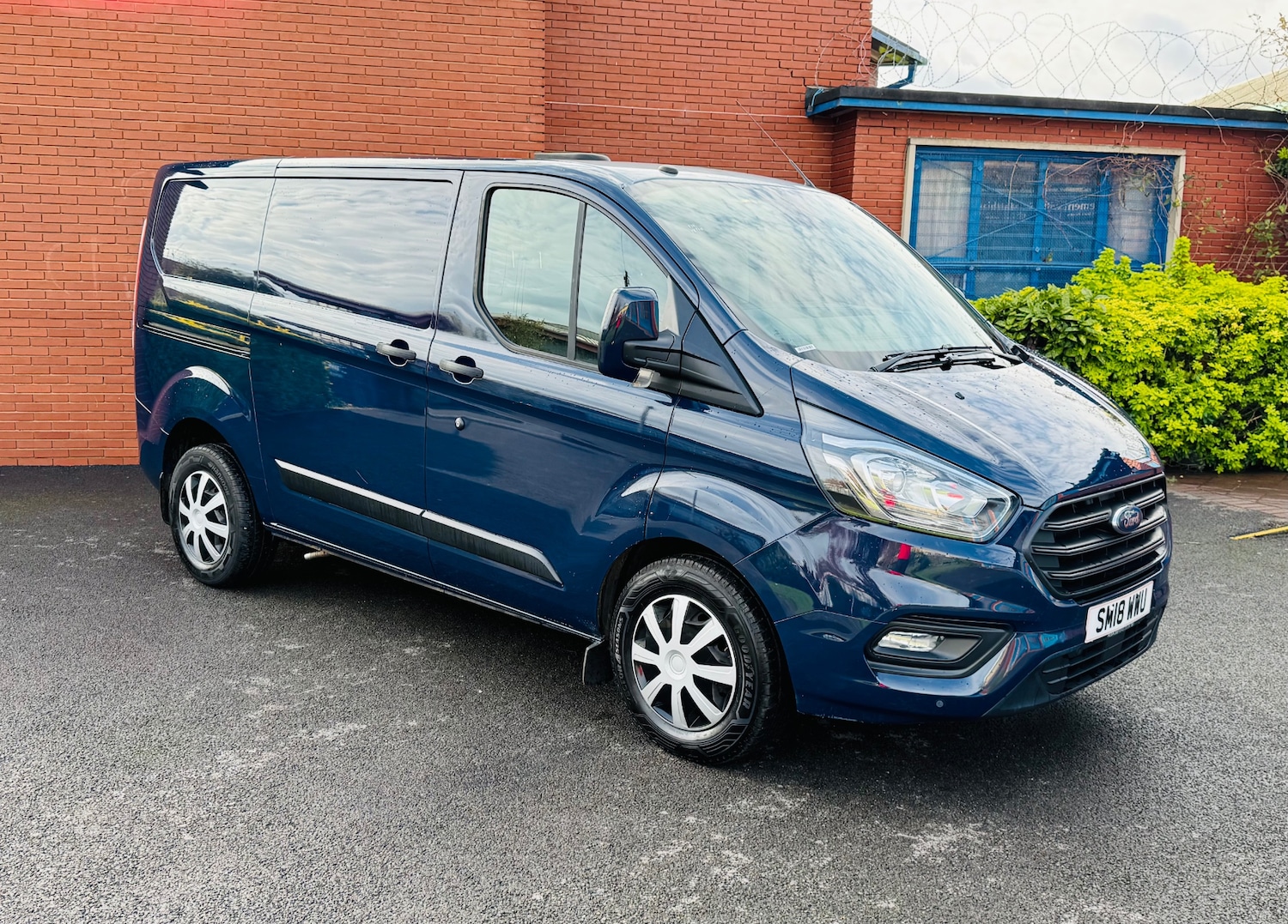 Used Ford Transit Custom 2018 for sale - 76626083: Photo 1