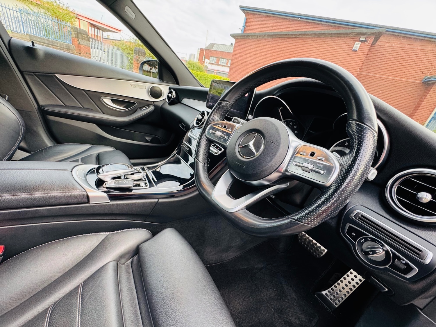Used Mercedes-Benz C Class 2019 for sale - 76520863: Photo 15