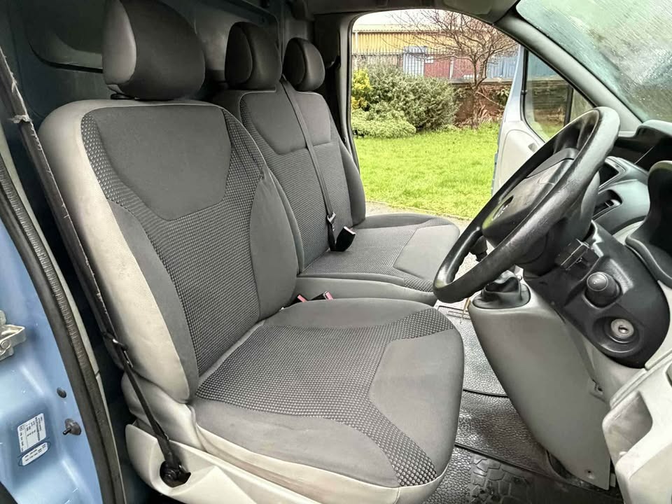 Used Vauxhall Vivaro 2011 for sale - 77755046: Photo 3