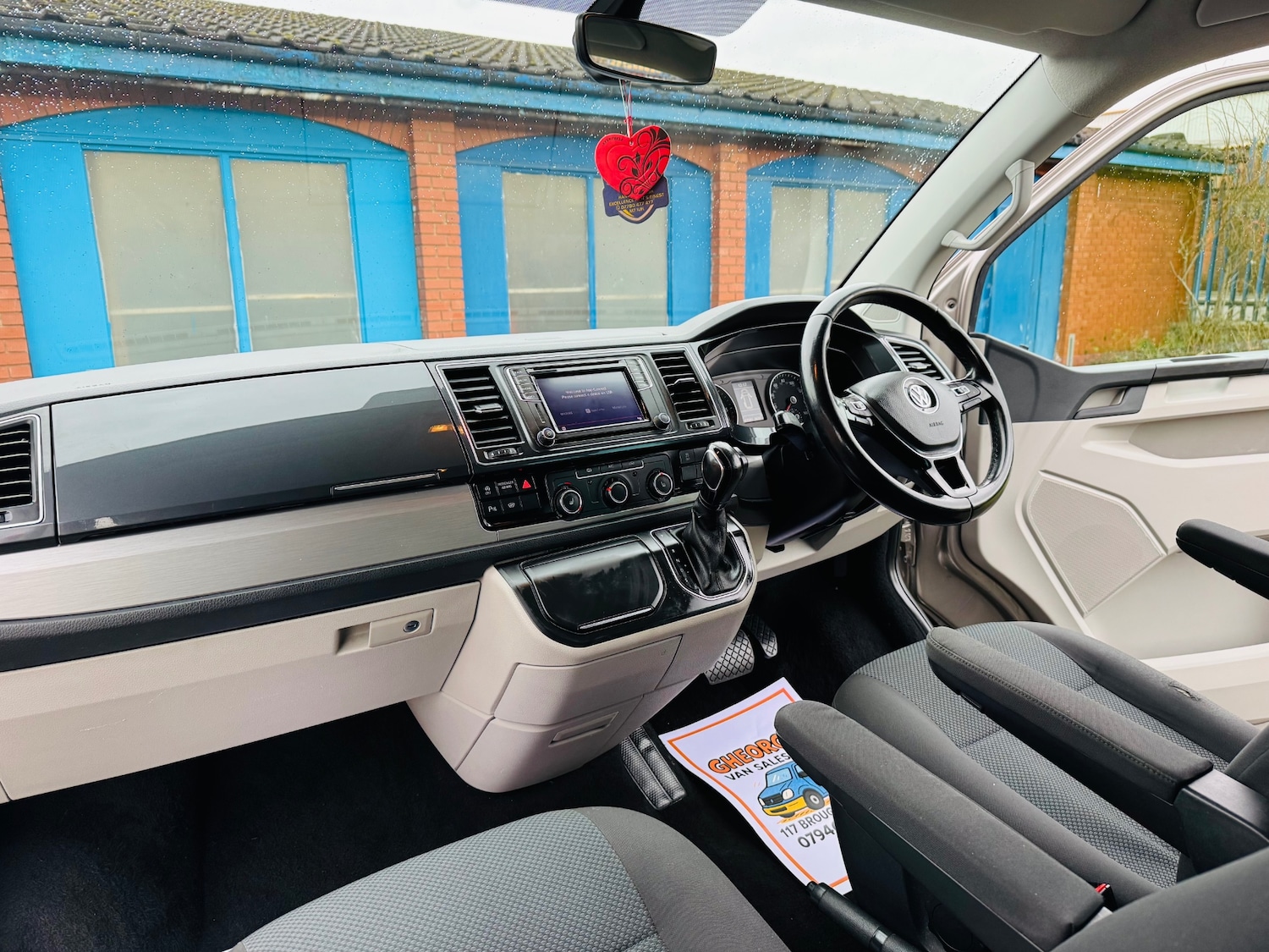 Used Volkswagen Transporter 2017 for sale - 77272429: Photo 13