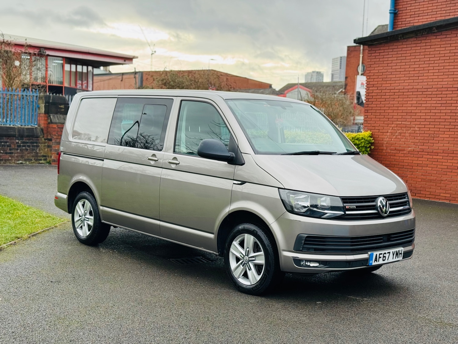 Used Volkswagen Transporter 2017 for sale - 77272429: Photo 3