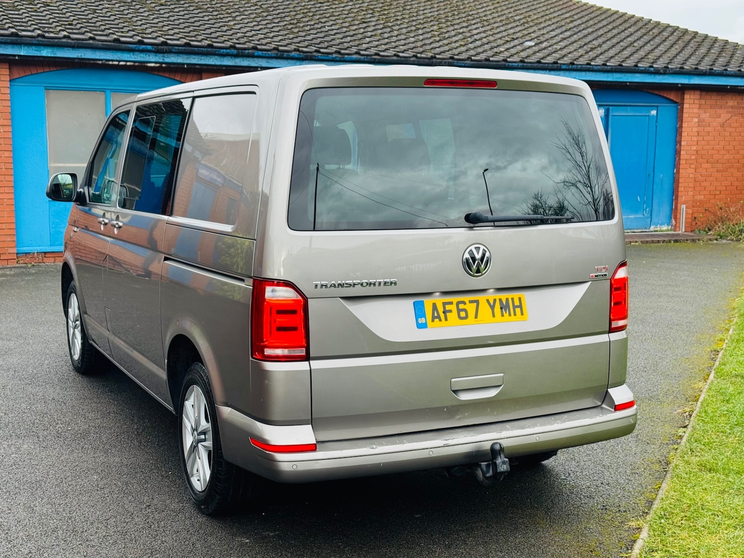 Used Volkswagen Transporter 2017 for sale - 77272429: Photo 4