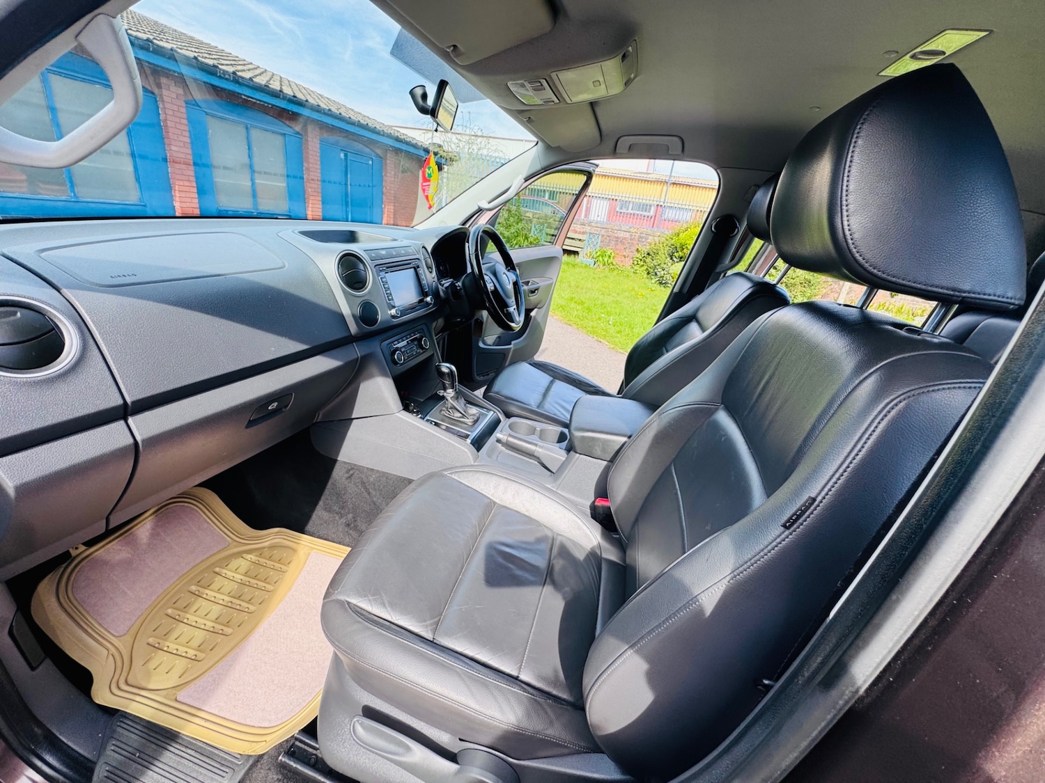 Used Volkswagen Amarok 2013 for sale - 78152675: Photo 9