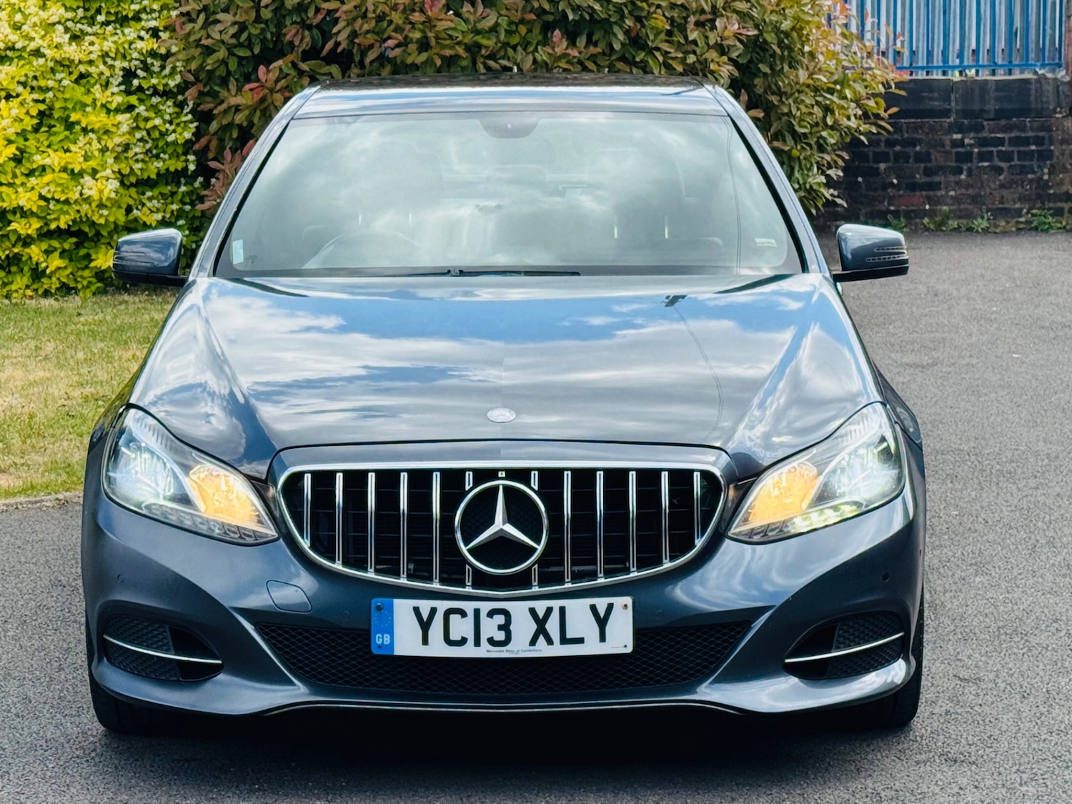 Used Mercedes-Benz E Class 2013 for sale - 76320802: Photo 3