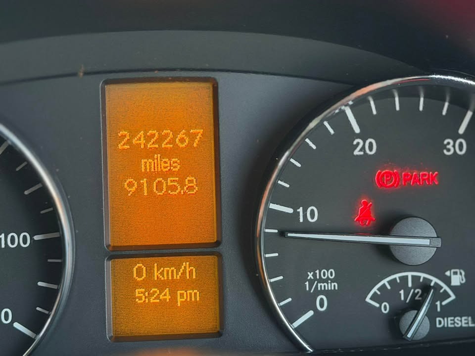 Used Mercedes-Benz Sprinter 2015 for sale - 77754862: Photo 10