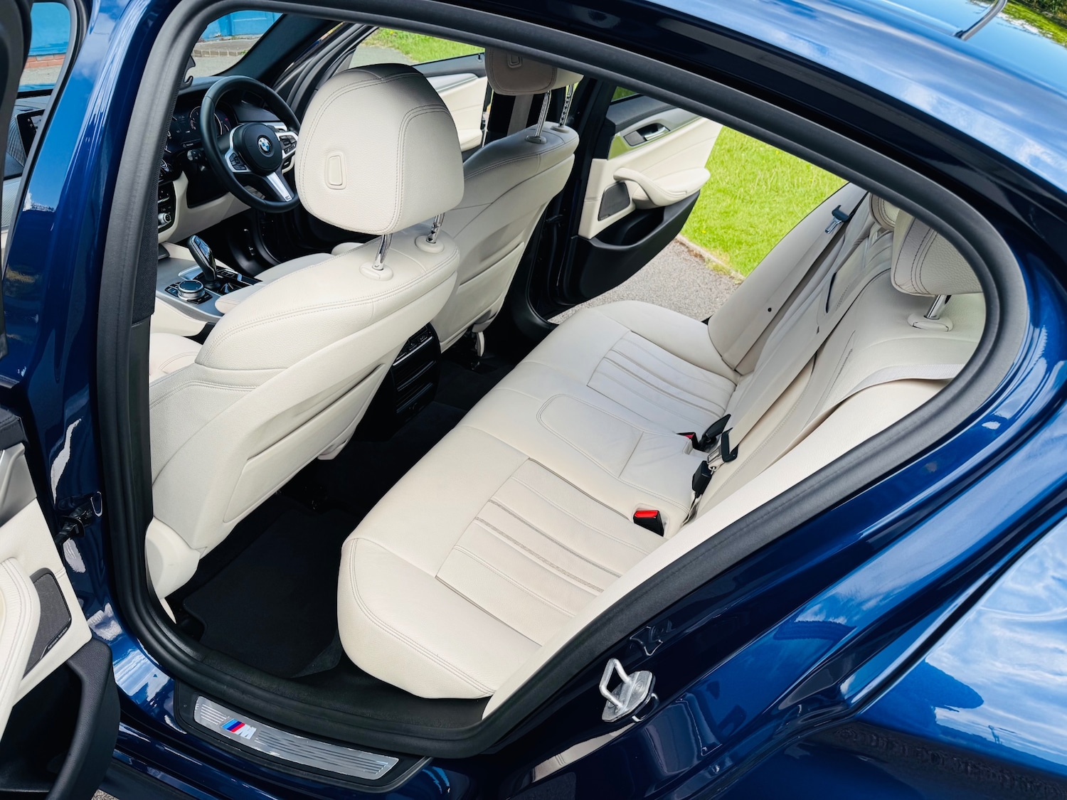 Used BMW 5 Series 2017 for sale - 76321656: Photo 23