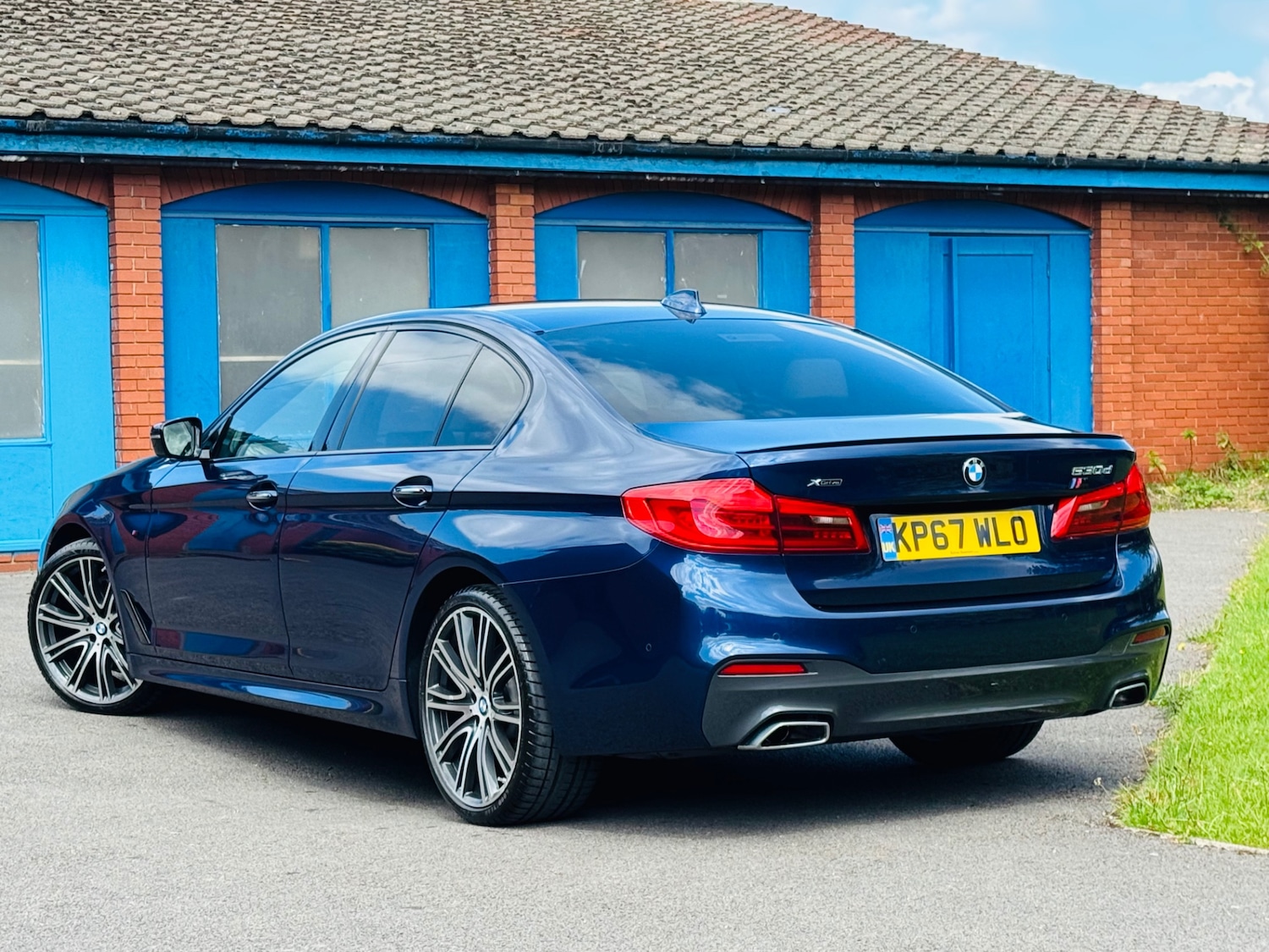 Used BMW 5 Series 2017 for sale - 76321656: Photo 9