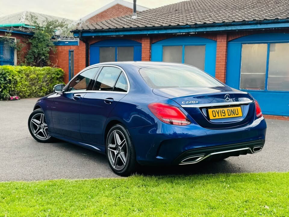 Used Mercedes-Benz C Class 2019 for sale - 77754965: Photo 4