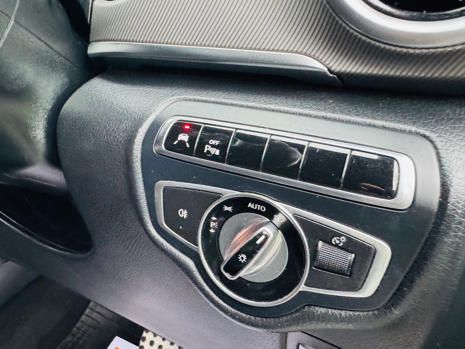 Used Mercedes-Benz V-Class 2015 for sale - 76544337: Photo 18