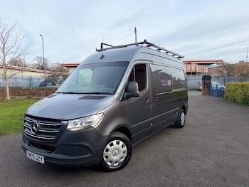 Mercedes-Benz Sprinter feature image