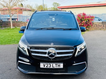 Used Mercedes-Benz V-Class 2017 for sale - 78389402: Photo