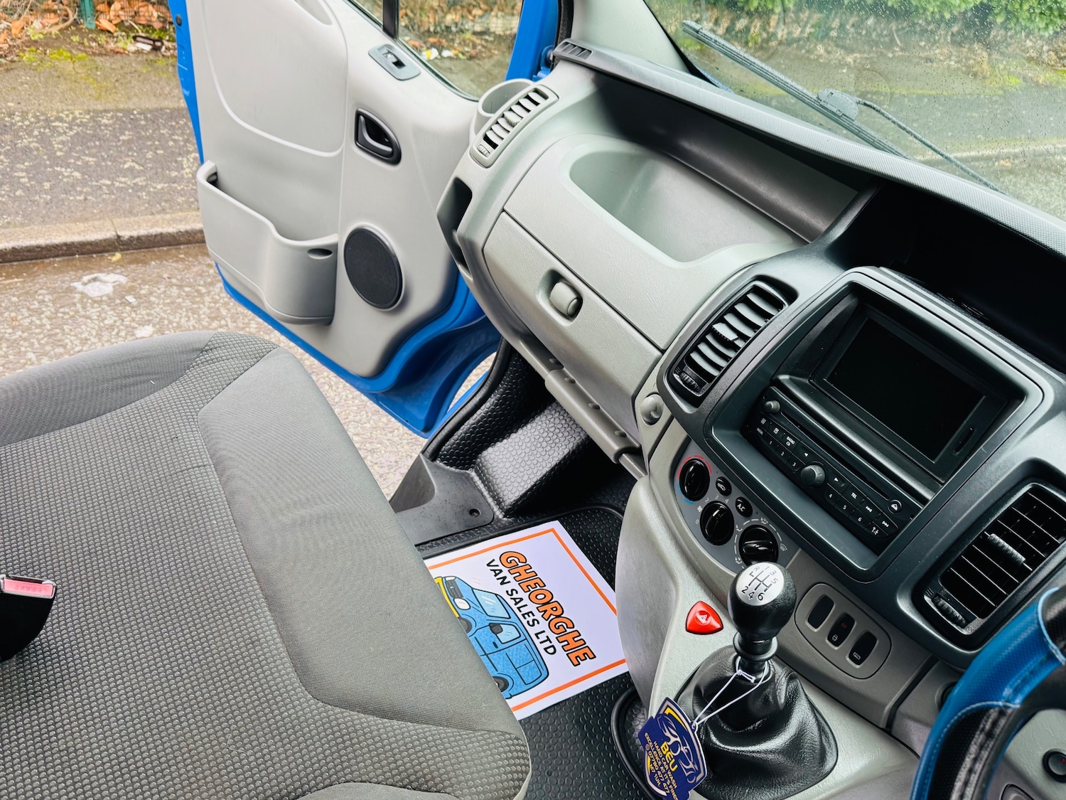 Used Vauxhall Vivaro 2013 for sale - 77189479: Photo 11