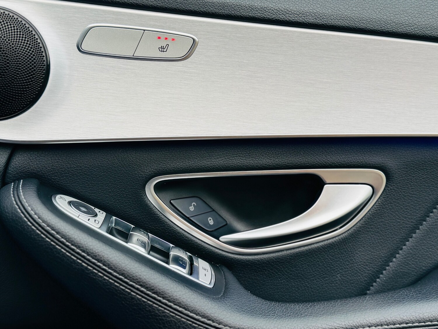 Used Mercedes-Benz C Class 2019 for sale - 77508870: Photo 12