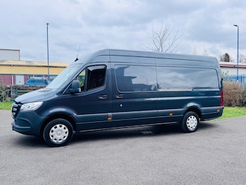 Used Mercedes-Benz Sprinter 2022 for sale - 77595528: Photo