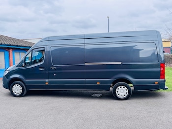 Used Mercedes-Benz Sprinter 2022 for sale - 77595528: Photo