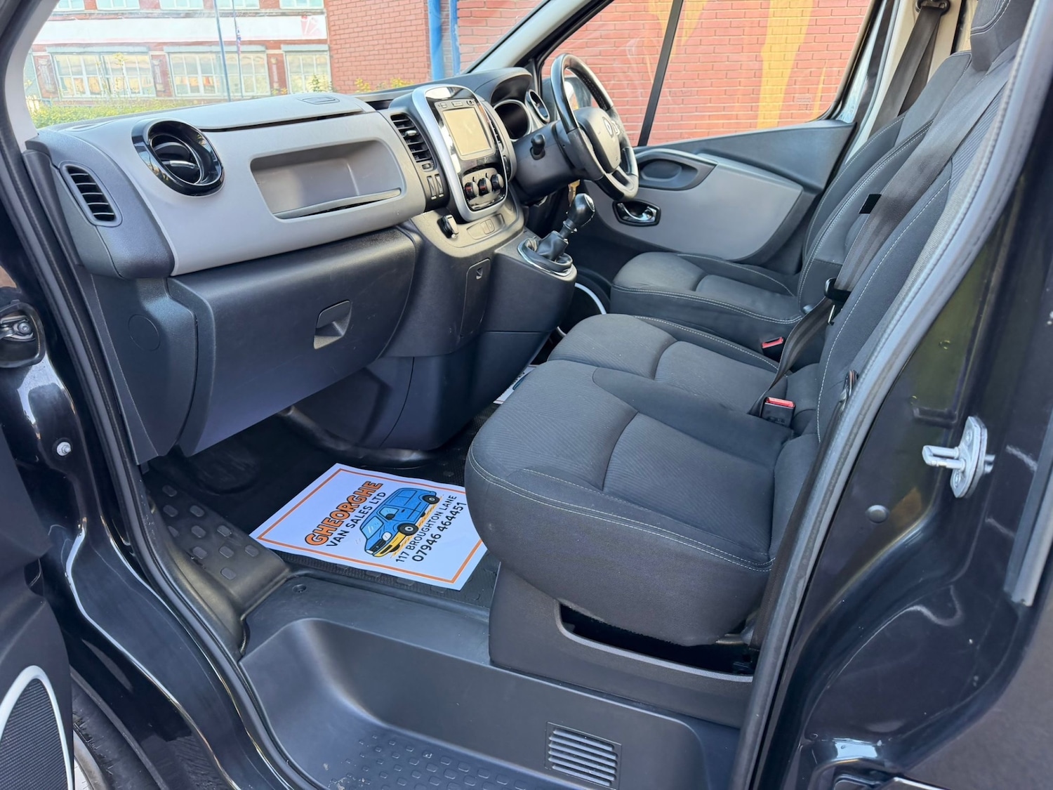 Used Renault Trafic 2017 for sale - 77979117: Photo 12