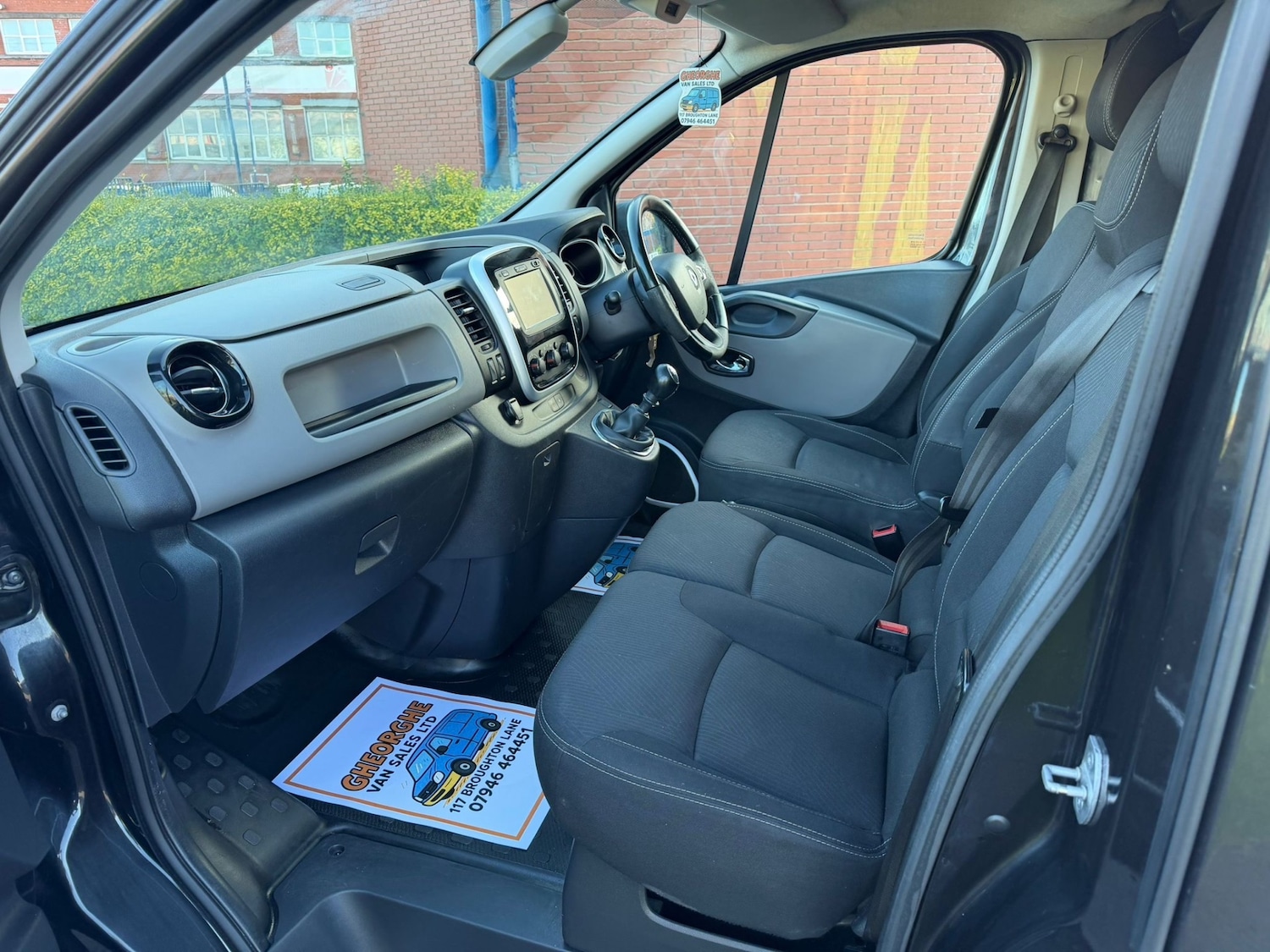 Used Renault Trafic 2017 for sale - 77979117: Photo 15