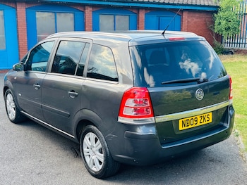 Used Vauxhall Zafira 2009 for sale - 75909049: Photo