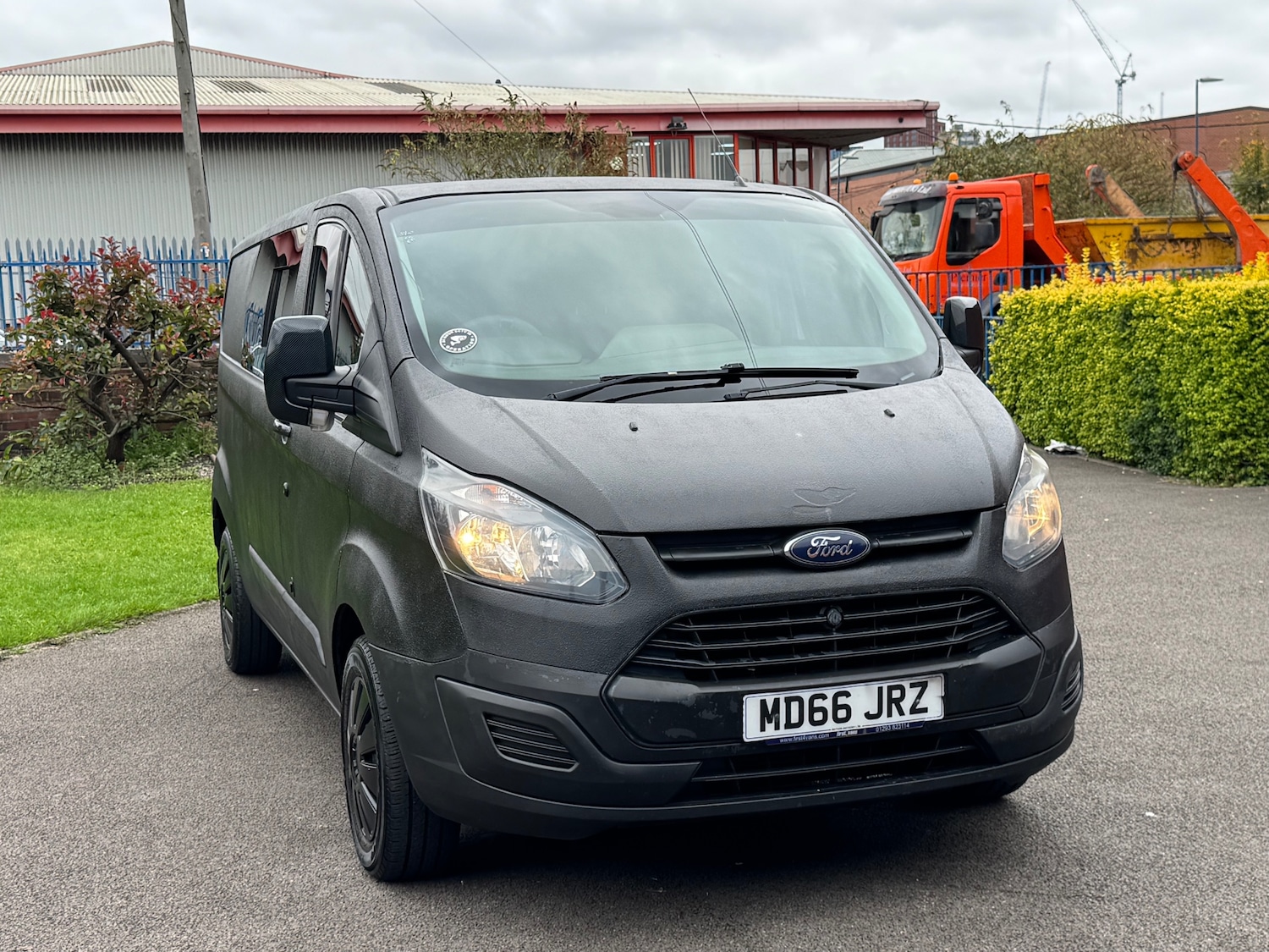 Used Ford Transit Custom 2016 for sale - 76749071: Photo 2