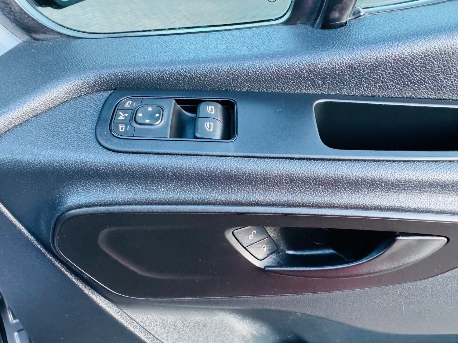 Used Mercedes-Benz Sprinter 2018 for sale - 77014721: Photo 33