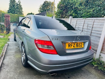 Used Mercedes-Benz C-Class 2010 for sale - 75541856: Photo