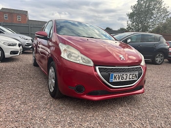 Used Peugeot 208 2013 for sale - 79440800: Photo