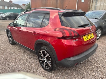 Used Peugeot 2008 2017 for sale - 79426831: Photo