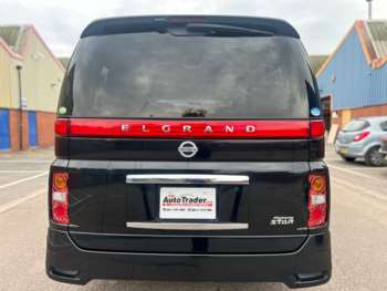 Used Nissan Elgrand 2009 for sale - 72094192: Photo
