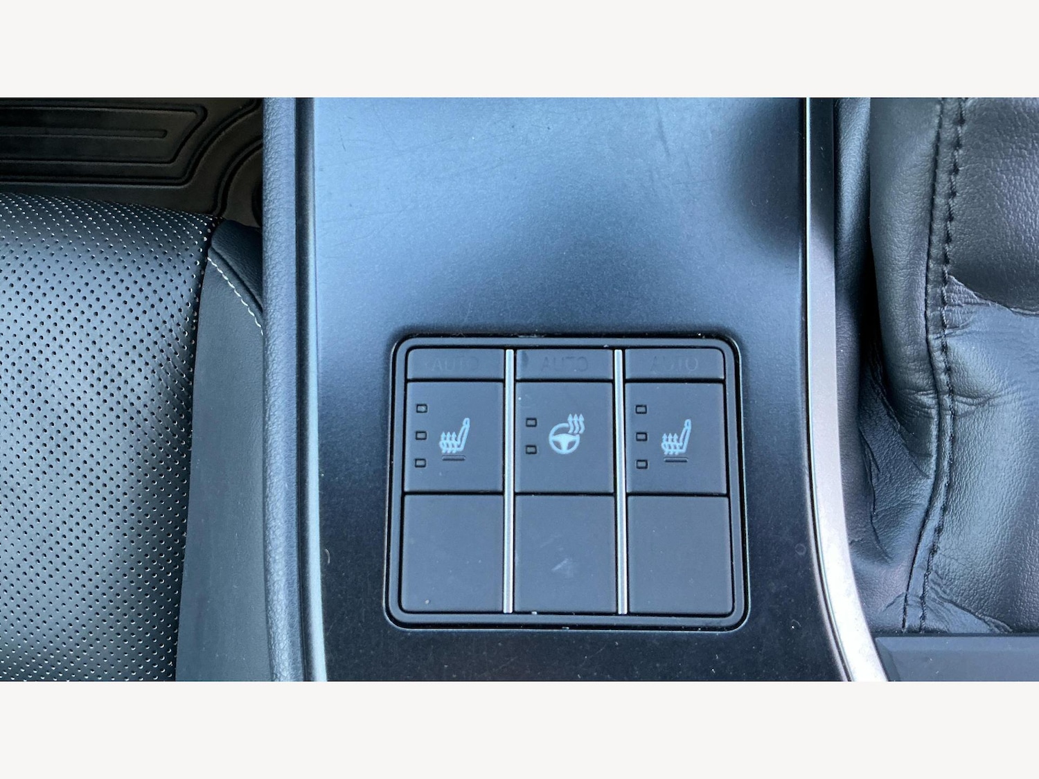 Used Lexus UX 2022 for sale - 76584493: Photo 30